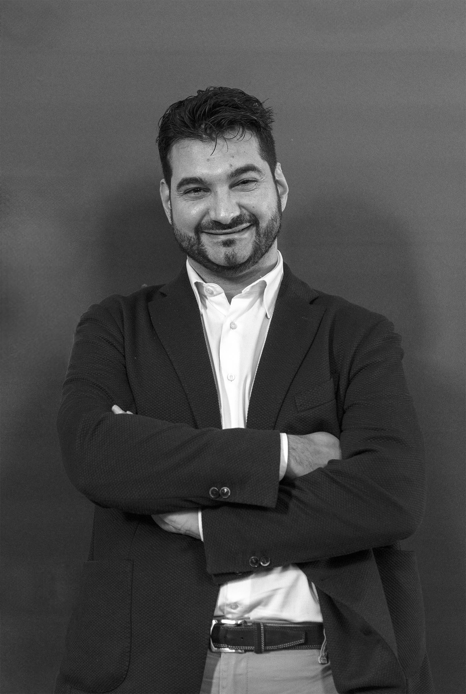 Portrait of Emanuele Mazzi, co-founder of INDA, an expert in influence economy and B2B collaboration.